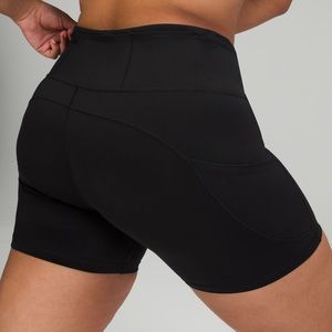 Fast and Free High-Rise Short 6”